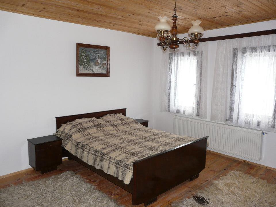 Staroto Shkolo House - Rooms For Guests Subotkovtsi Room photo